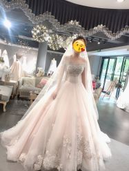 -艾米丽婚纱礼服