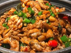 -蛙小侠·沸腾砂锅牛蛙(增城东汇城店)
