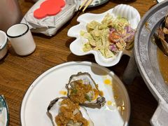 -东来菜馆•手抓海鲜家常菜•海鲜锅贴(鸽子窝店)