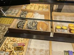 面包甜点陈列柜-百年同和·江南点心院(山塘街店)