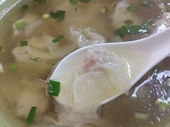 -张阿三馄饨店