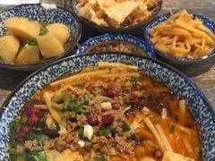 -粉家柳州螺蛳粉(杨宅路店)