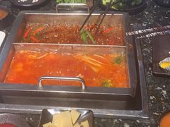 -重庆九记老火锅(广场店)