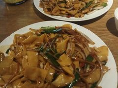 -小河公主秘制烤羊腿(小绿谷店)