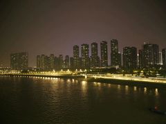 -南京眼步行桥