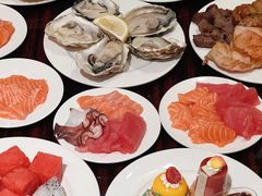 -广州万富希尔顿酒店·感趣自助餐厅·金秋蟹宴生蚝海鲜刺身烧烤