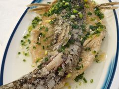 特色葱油飞鱼-岭南海晏楼(滨江东总店)