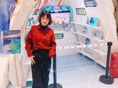 -冰纷万象滑冰场(沈阳万象城店)