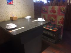 卡座-靠山屯东北农家菜(八龙桥雅苑店)