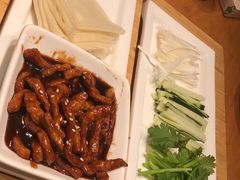 -娜仁图雅蒙古美食村(33小镇店)