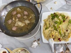 -一口猪海鲜浑锅·东北家常菜