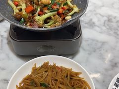 -小菜园新徽菜(宜兴八佰伴店)