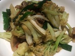 -关东小磨东北菜(漕河泾印象城店)