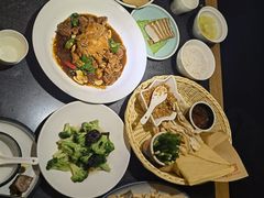 -鲁菜根·泰安菜(万达店)