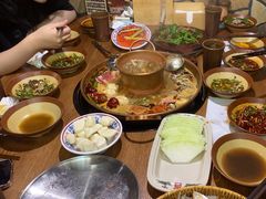 -滇翁·云南酸菜牛肉火锅(合肥首店坝上吾悦广场店)