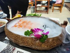 -景明轩•养生酸汤鱼火锅 云贵鲜菌 现舂野果酸汤(王寨小区店)