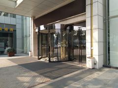 -无锡鼎尚皇冠酒店