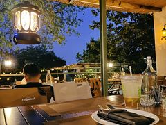 -喜洲吧·江畔老船厂·庭院餐厅(喜临院店)
