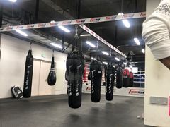 -FIGHTMAN格斗俱乐部(长宁临空店)