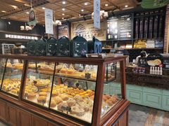 面包甜点陈列柜-美滋每客(亲贤北街店)