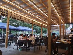 -去吃小龙虾·江湖菜·烧烤(南滨路店)