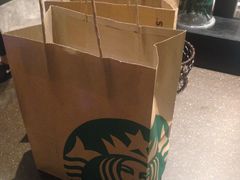 -星巴克臻选(南京金茂览秀城店)