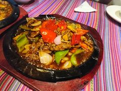 -香巴拉云南餐厅(华莱坞店)