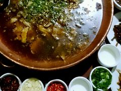 -朝伟清真铜瓢牛肉馆(三十年老·店)
