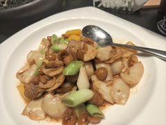 -忆江南·临江鱼馆