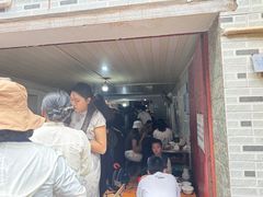 -正宗杨记普洱酸醋米线(总店)