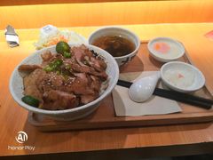 -熊吞·大碗丼烧肉饭(济宁万达广场店)