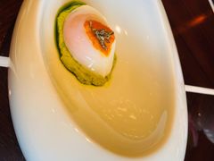 香椿蚕豆泥 海胆溏心蛋-杭州西子湖四季酒店·金沙厅
