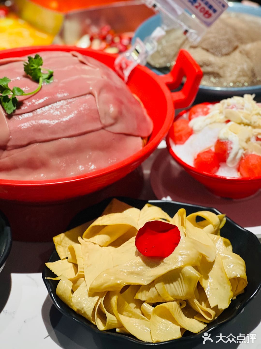 进店的一瞬间，介种坐无缺席的感觉迎面而来