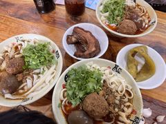 -任记七中刀削面(总店)