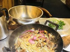 鸡煲-胡须佬鸡煲四季火锅店(石厦西村直营店)