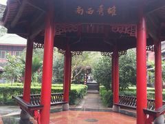 -峨眉山报国寺