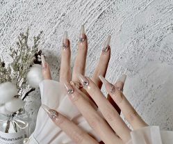 -ZX·美睫设计师汇聚店