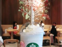 -星巴克(广州南站A18检票口楼上)