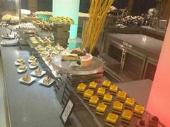 -海口绿发希尔顿酒店-田园汇自助餐·三文鱼·海鲜