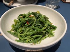木姜子油拌丝瓜尖-一坐一忘云南菜(嘉里中心店)