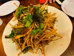 撒子拌皮蛋-郑东靓靓虾馆·金牌油焖大虾(天泽街店)