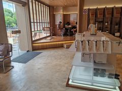 -银座仁志川·生吐司专门店(香港广场店)