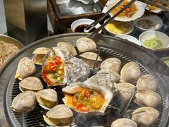 -围炉肉舍•炭烤活鳗•丹东海鲜烤肉(步行街店)