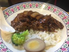 -鑫花溪牛肉米粉(人民广场店)