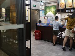 -桂桂茶(万嘉广场店)