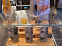 -麦当劳(中二横路店)