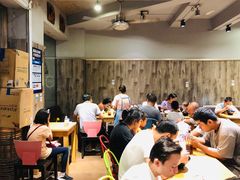 大堂-真真鲜馄饨店(启蒙路店)