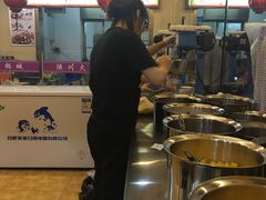 -帅小六刨冰·不一样的奶冰(总店)