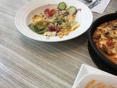-必胜客(武汉欢乐谷店)