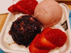 草莓白雪黑糯米-满记甜品(日月光二店)
